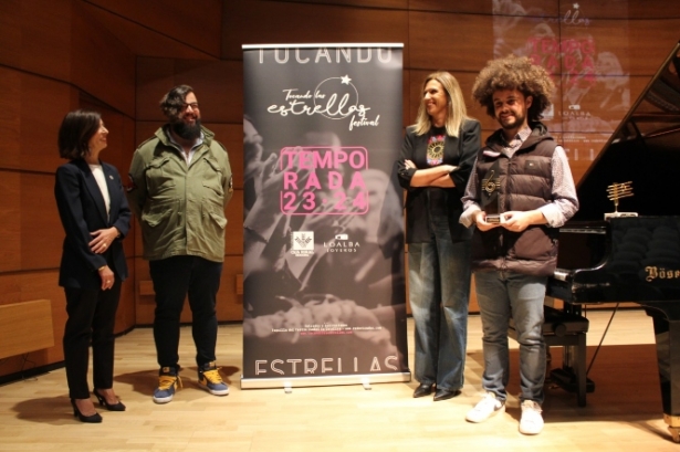 Presentación de Tocando las estrellas (CAJA RURAL)