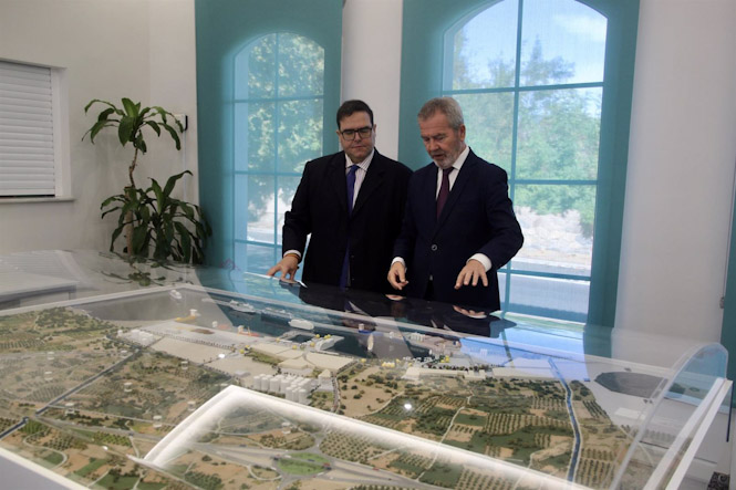El presidente de la Mancomunidad de la Costa hace una visita institucional al Puerto de Motril (PUERTO DE MOTRIL) El presidente de la Mancomunidad de la Costa hace una visita institucional al Puerto de Motril (PUERTO DE MOTRIL)