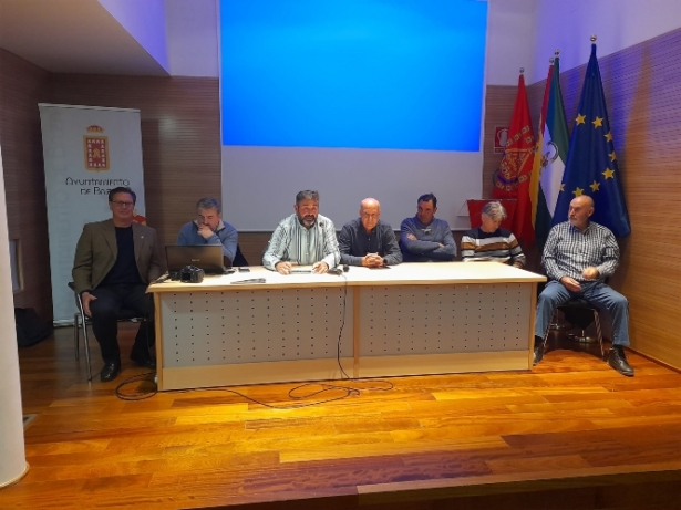 Imagen de la reunión (COMUNIDAD DE REGANTES)