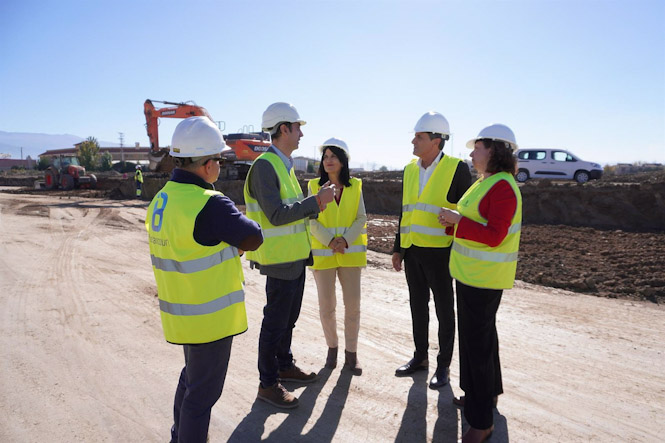 Visita a las obras que se desarrollan en el tramo final de la GR-43. (DELEGACIÓN DEL GOBIERNO EN ANDALUCÍA) Visita a las obras que se desarrollan en el tramo final de la GR-43. (DELEGACIÓN DEL GOBIERNO EN ANDALUCÍA)