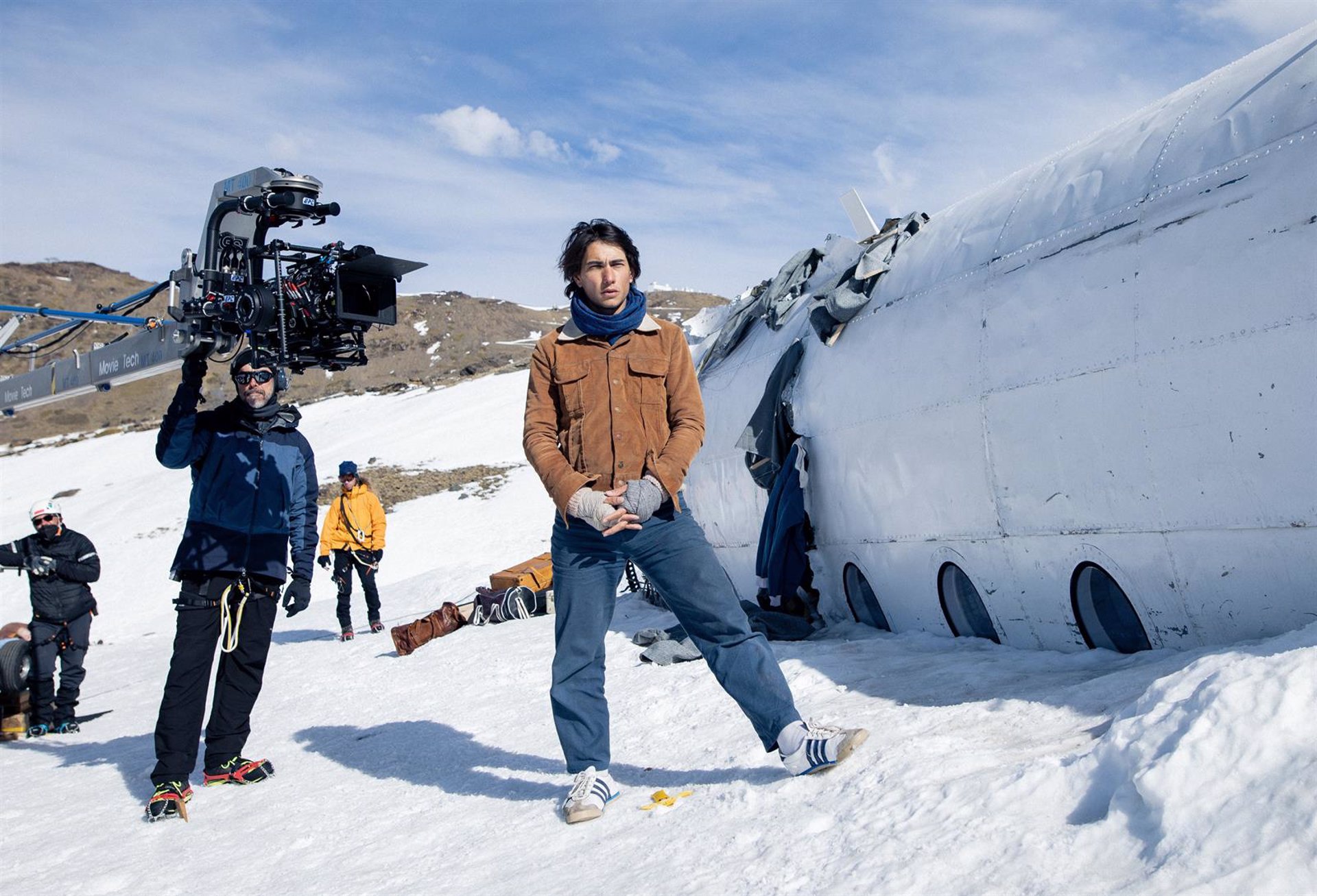 `La Sociedad De La Nieve`, De Bayona, Nominada A Mejor Película De Habla No Inglesa En Los Globos De Oro (NETFLIX) `La Sociedad De La Nieve`, De Bayona, Nominada A Mejor Película De Habla No Inglesa En Los Globos De Oro (NETFLIX)