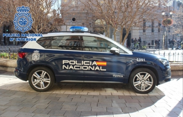 Vehículo policial (POLICÍA NACIONAL) 