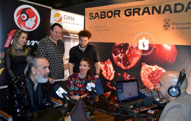 Momento de la entrevista a Carmencita Calavera 