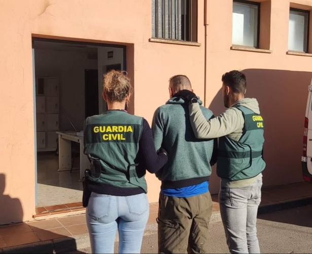 Detenido el presunto autor del asalto al Ayuntamiento de Peligros y la sede del PP en Maracena (GUARDIA CIVIL)