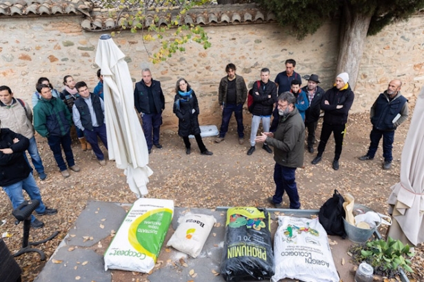 La Alhambra comparte sus secretos en mantenimiento de jardines históricos (PATRONATO DE LA ALHAMBRA Y EL GENERALIFE)