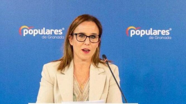 ·	La portavoz del Partido Popular de Granada, Lourdes Ramírez (PP)