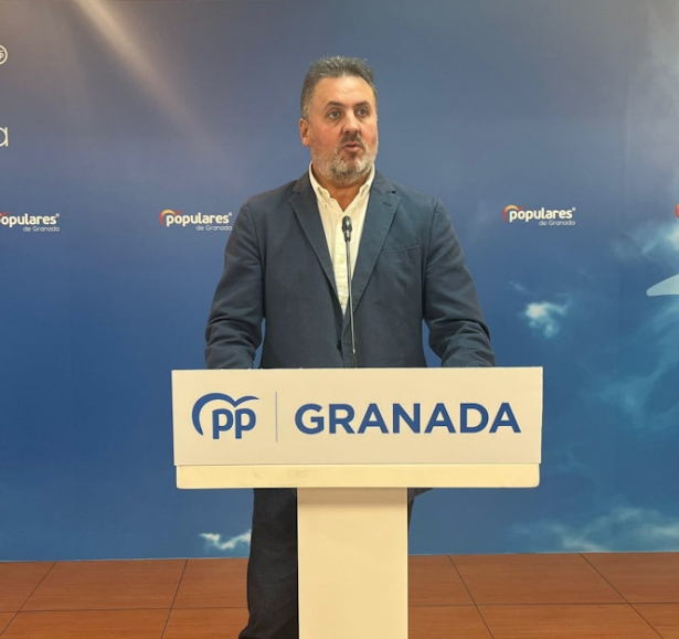 ·	El vicesecretario de política sectorial del Partido Popular de Granada, Manuel Francisco García (PP)