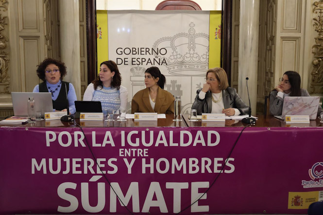 Jornadas Las asociaciones de mujeres. Agentes para la igualdad entre mujeres y hombres (SUBDELEGACIÓN DEL GOBIERNO) Jornadas Las asociaciones de mujeres. Agentes para la igualdad entre mujeres y hombres (SUBDELEGACIÓN DEL GOBIERNO)