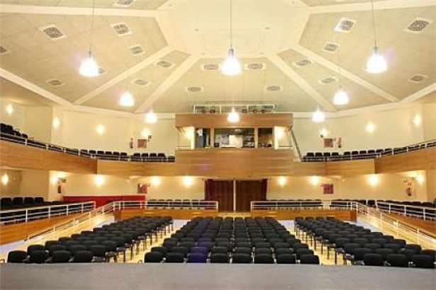 Teatro Isabel la Católica