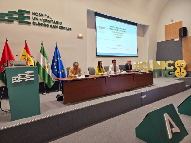 Encuentro en el Hospital Universitario Clínico San Cecilio de Granada, en imagen de archivo (JUNTA DE ANDALUCÍA) 