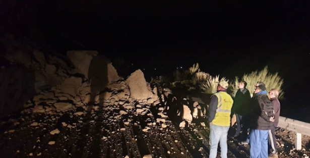Visita a la zona del desprendimiento en la carretera de Güéjar Sierra (DIPUTACIÓN DE GRANADA)