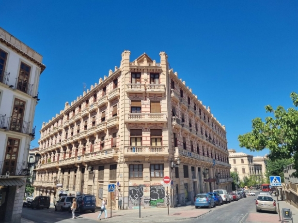 Edificio de La Casa del Americano (THE CENTRAL HOUSE)