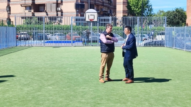 Visita a la pista recreativa situada en el Parque de las Infantas (AYUNTAMIENTO DE GRANADA)