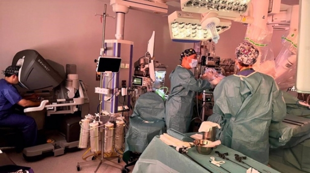 Cirugía robótica (JUNTA DE ANDALUCÍA)