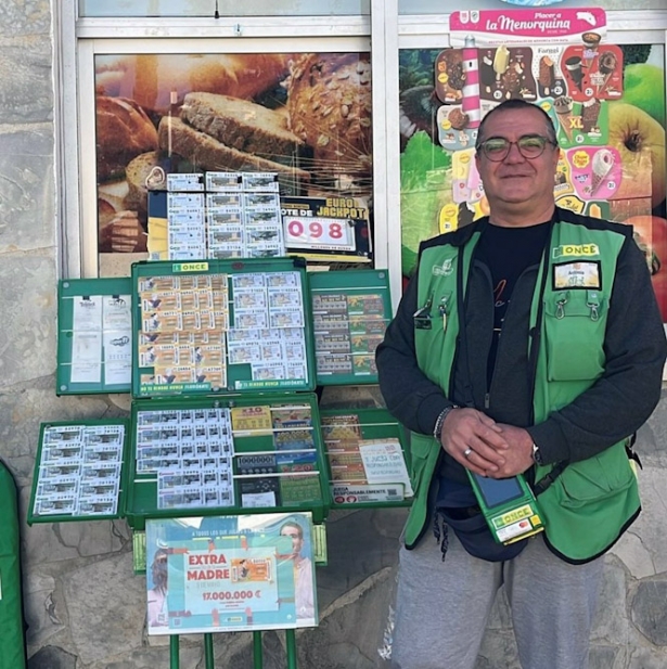 El vendedor del cupón premiado, Antonio José Ontiveros. (ONCE)