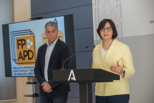 Presentación del IV Encuentro de Formación Profesional, Artes Plásticas y Diseño de Andalucía Oriental (JUNTA)