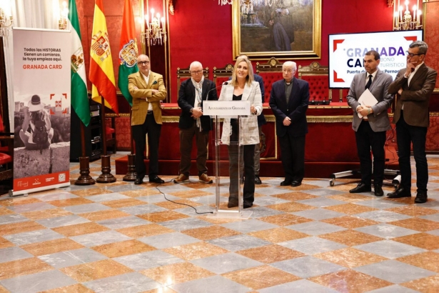 Presentación de los bonos Granada Card pernocta y la Granada Card-Puerto de Motril (AYTO. GRANADA)