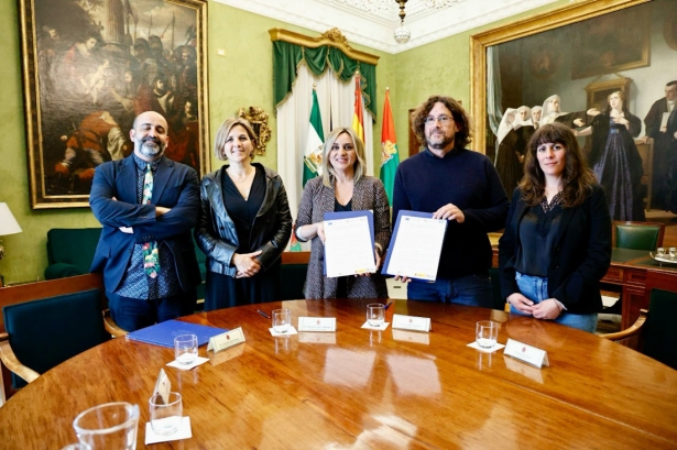 Firma del convenio (AYTO. GRANADA) 