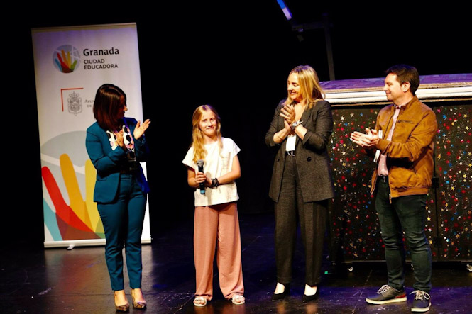 Acto del proyecto educativo contra el acoso escolar del Ayuntamiento de Granada (PERFIL DEL AYUNTAMIENTO EN LA RED SOCIAL `X`) Acto del proyecto educativo contra el acoso escolar del Ayuntamiento de Granada (PERFIL DEL AYUNTAMIENTO EN LA RED SOCIAL `X`)