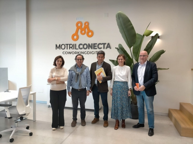 Visita a la cámara de comercio de Motril (PP) 