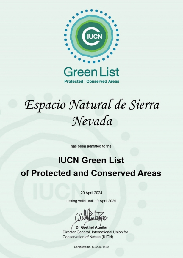 Certificado recibido por la Junta desde la UICN confirmando la renovación de Sierra Nevada dentro de su lista verde (JUNTA DE ANDALUCÍA) 