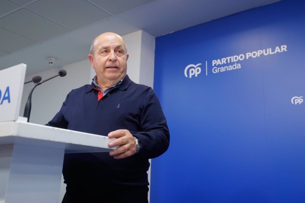  El exalcalde de Granada, José Torres Hurtado, durante la Junta Directiva Provincial del Partido Popular (ÁLEX CÁMARA / EUROPA PRESS)