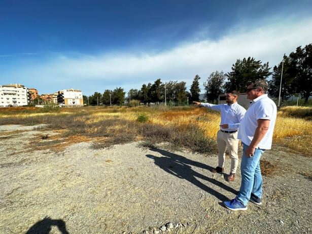 Visita a la zona de aparcamientos (AYTO. MOTRIL)