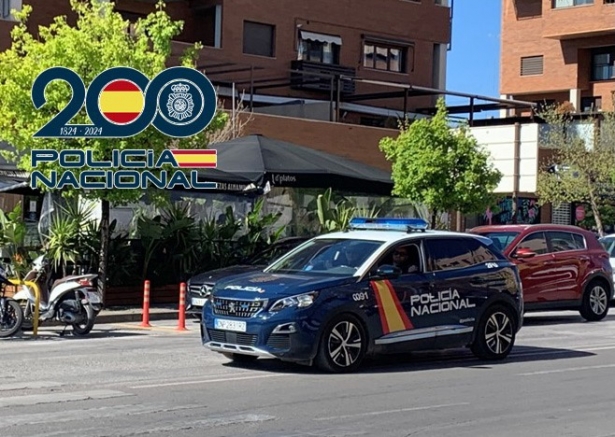 Vehículo policial (POLICÍA NACIONAL)