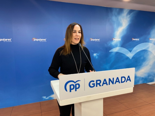 La portavoz del PP de Granada, Lourdes Ramírez (PP)