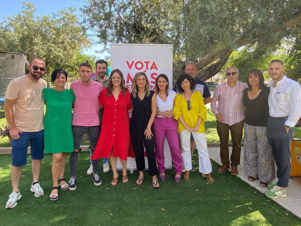 Dirigentes socialistas en un acto de campaña para el 9J con la portavoz del PSOE-A, María Márquez, en el centro en la imagen (PSOE)