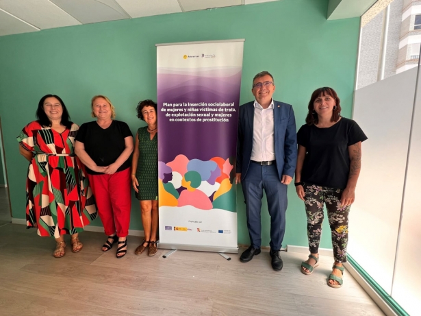 Visita al Centro de Atención Social de la Fundación Amaranta (AYTO. MOTRIL)