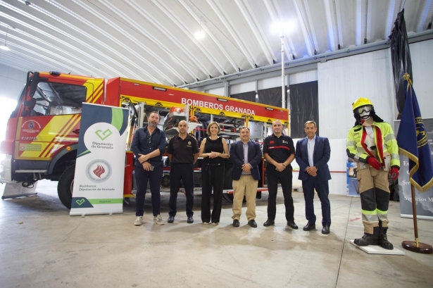 Presentación de los nuevos equipamientos para los bomberos (DIPGRA)