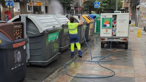 Traeas de limpieza en la capital (AYTO. GRANADA)