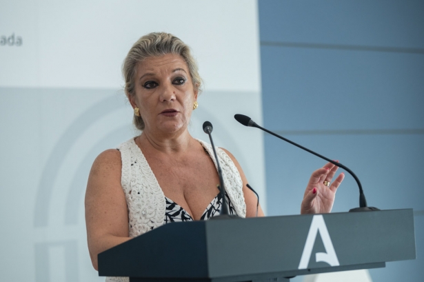 La delegada de Agricultura, Pesca, Agua y Desarrollo Rural, Carmen Lidia Reyes (JUNTA)