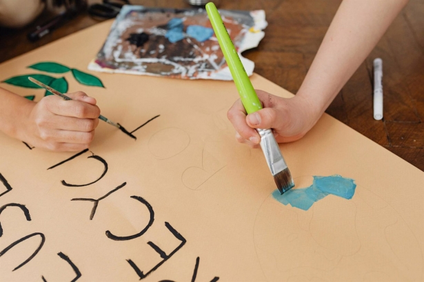 Escolares participan en una actividad en un centro educativo, en imagen de archivo (GOBIERNO DE NAVARRA)