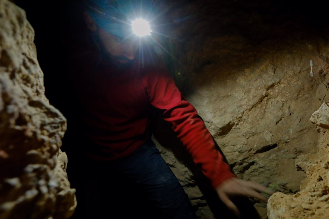 Imagen de archivo de un especialista trabajando en una cueva de Santomera, en Murcia (EDU BOTELLA - EUROPA PRESS) Imagen de archivo de un especialista trabajando en una cueva de Santomera, en Murcia (EDU BOTELLA - EUROPA PRESS)