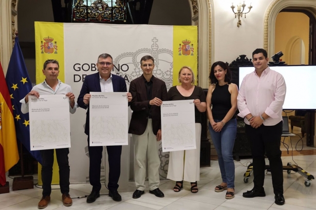 l alcalde de Cenes de la Vega, Juan Ramón Castellón, y el subdelegado del Gobierno en Granada, José Antonio Montilla (SUBDELEGACIÓN)