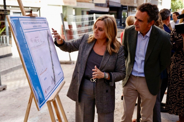 Visita a ma la Calle de Las Flores (AYTO. GRANADA)