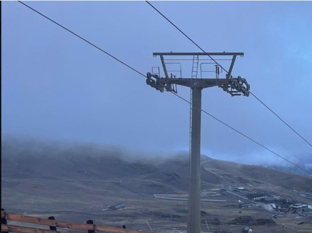 Sierra Nevada recibe la primera nevada del otoño (CETURSA SIERRA NEVADA)