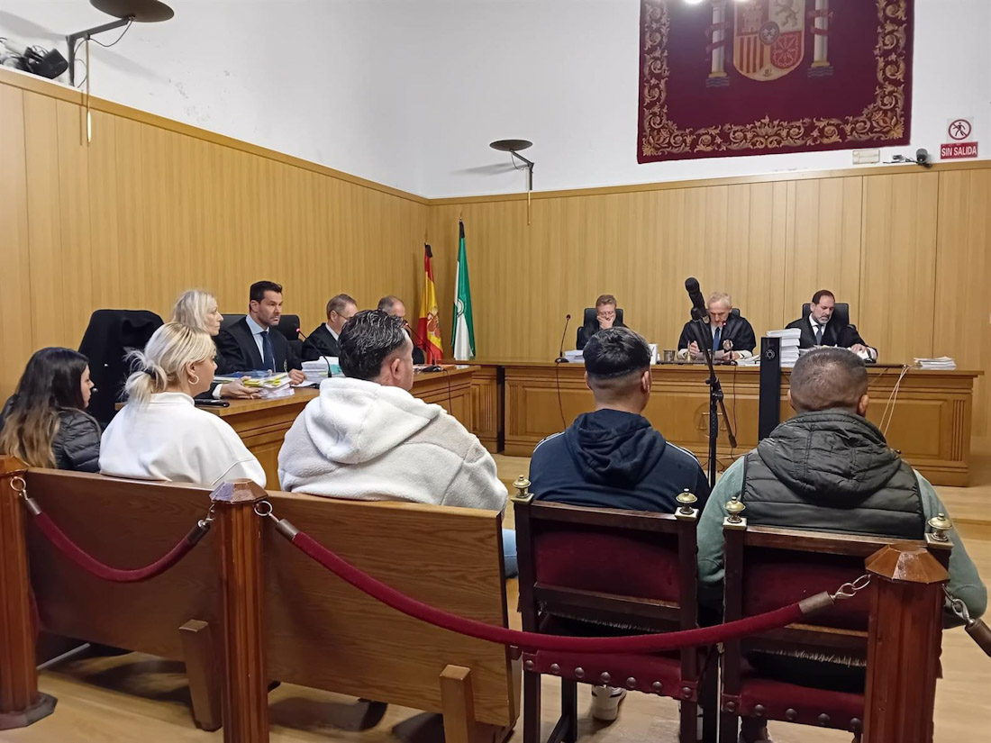 Juicio en la Audiencia de Granada contra los acusados de agredir a un portero en el ferial (EUROPA PRESS) Juicio en la Audiencia de Granada contra los acusados de agredir a un portero en el ferial (EUROPA PRESS)