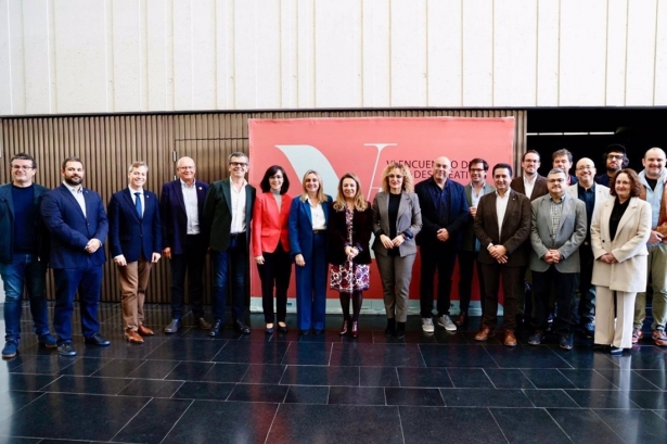 La alcaldesa de Granada, Marifrán Carazo, ha abierto el VI Encuentro de Ciudades Creativas de la Unesco de España (AYUNTAMIENTO)