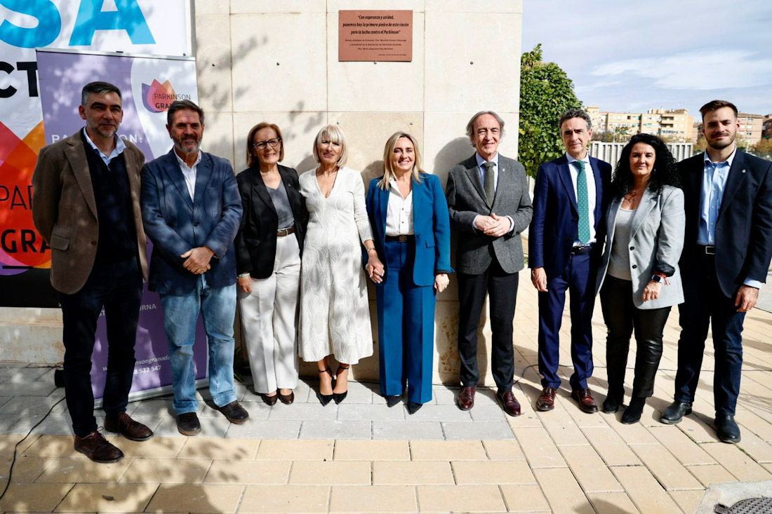 Presentación del proyecto de la sede de estancia diurna de la Asociación del Parkinson (AYTO. GRANADA) Presentación del proyecto de la sede de estancia diurna de la Asociación del Parkinson (AYTO. GRANADA)
