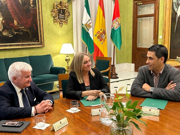 Firma del convenio (AYTO. GRANADA)