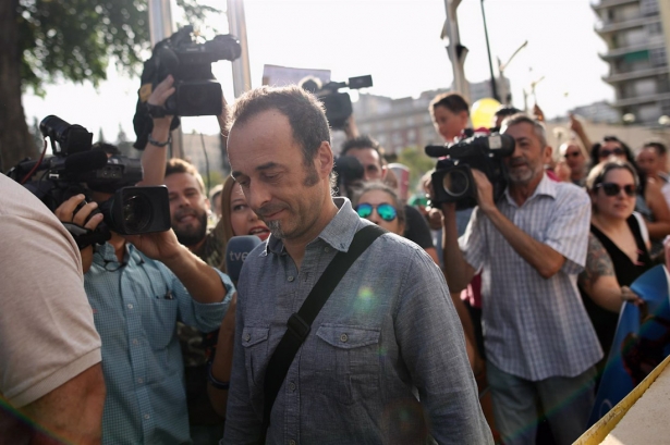 Francesco Arcuri, expareja de Juana Rivas, llegando a los juzgados de Granada. Archivo (EUROPA PRESS)