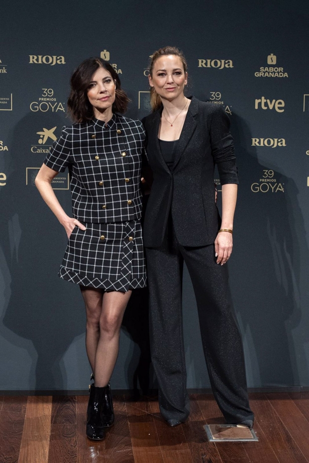 Las presentadoras de los Premios Goya 2025 y actrices, Maribel Verdú y Leonor Watling (ALEJANDRO MARTÍN VÉLEZ/EUROPA PRESS)