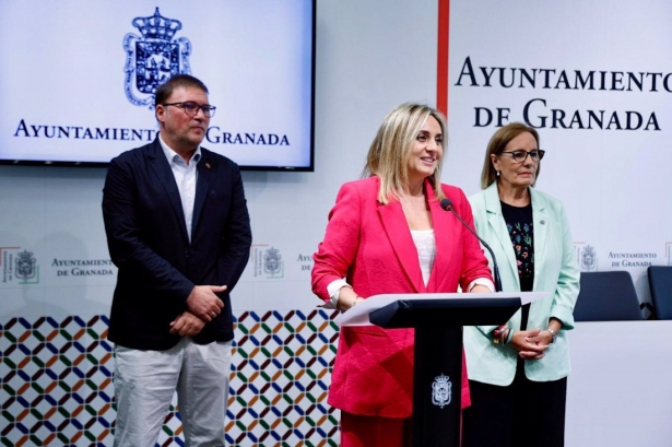 La alcaldesa de Granada, Marifrán Carazo, en rueda de prensa. Archivo (AYUNTAMIENTO DE GRANADA)