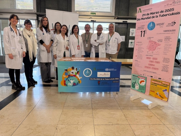 Profesionales de la unidad multidisciplinar para atender a pacientes con tuberculosis en el Hospital Virgen de las Nieves (JUNTA DE ANDALUCÍA)