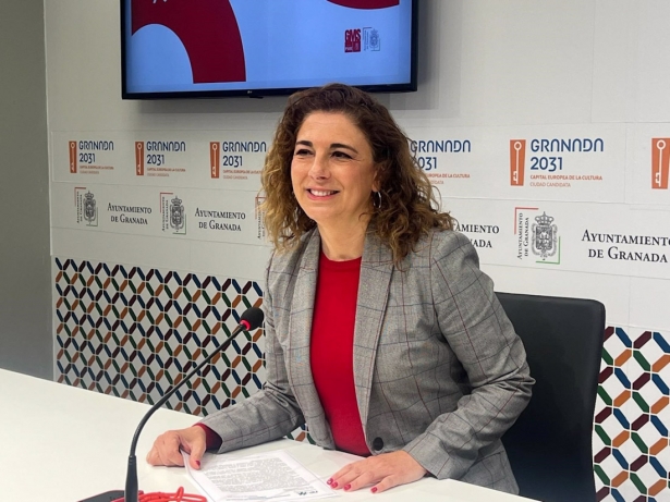 La viceportavoz del PSOE en el Ayuntamiento de Granada Raquel Ruz (PSOE)