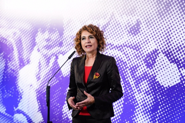 La secretaria general del PSOE-A y vicepresidenta primera del Gobierno y ministra de Hacienda, María Jesús Montero, en un acto reciente del Ejecutivo central en Granada (ARSENIO ZURITA - EUROPA PRESS)