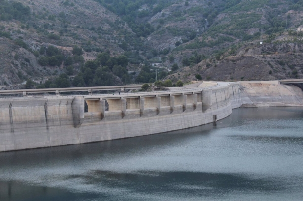 Presa de Rules. Archivo (MINISTERIO PARA LA TRANSICIÓN ECOLÓGICA)
